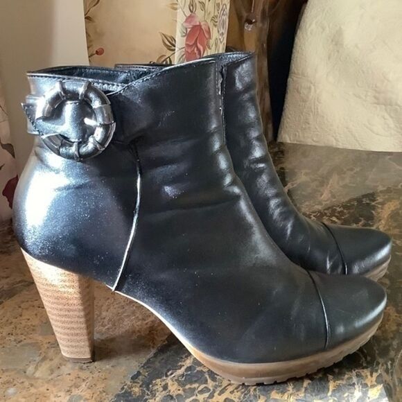 Shoes - COPY - WOMAN SHEARLING FULLY LINED HEELED BLACK LEATHER ZIPPER ANKLE BOOTS EU 3…
